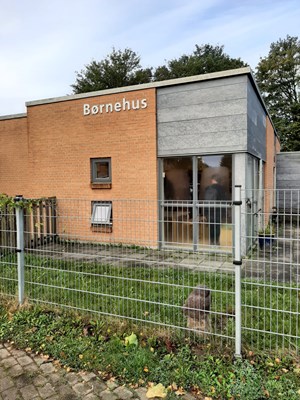 Visiting children in Børnehus